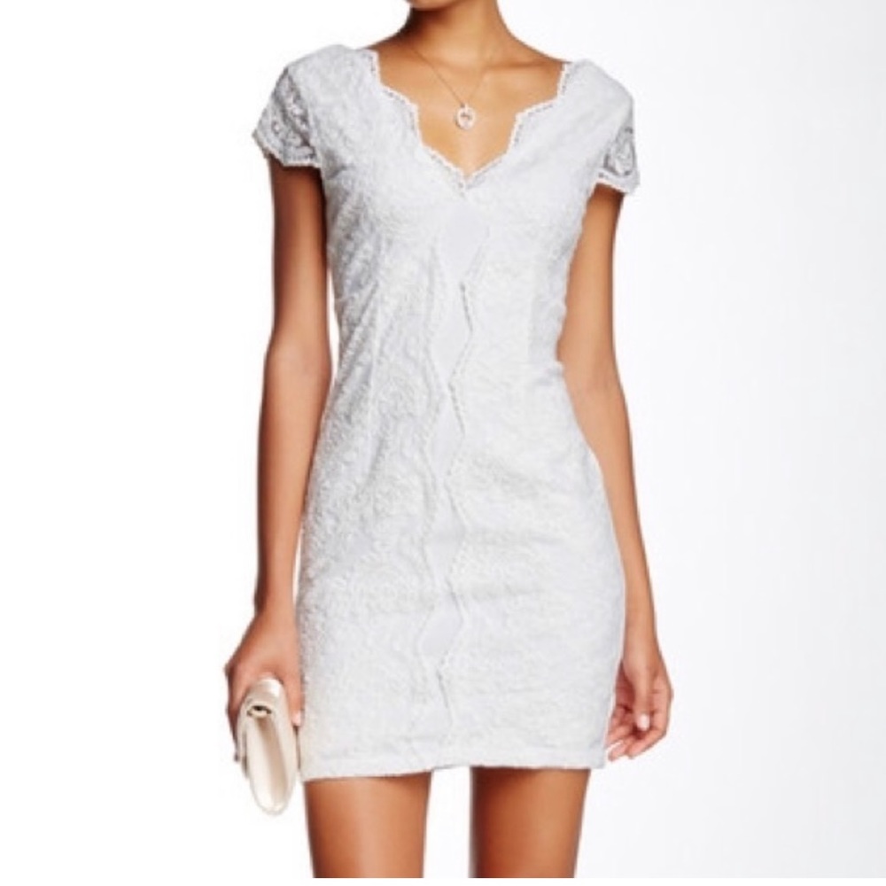 White lace lined cap sleeve mini dress Sz S